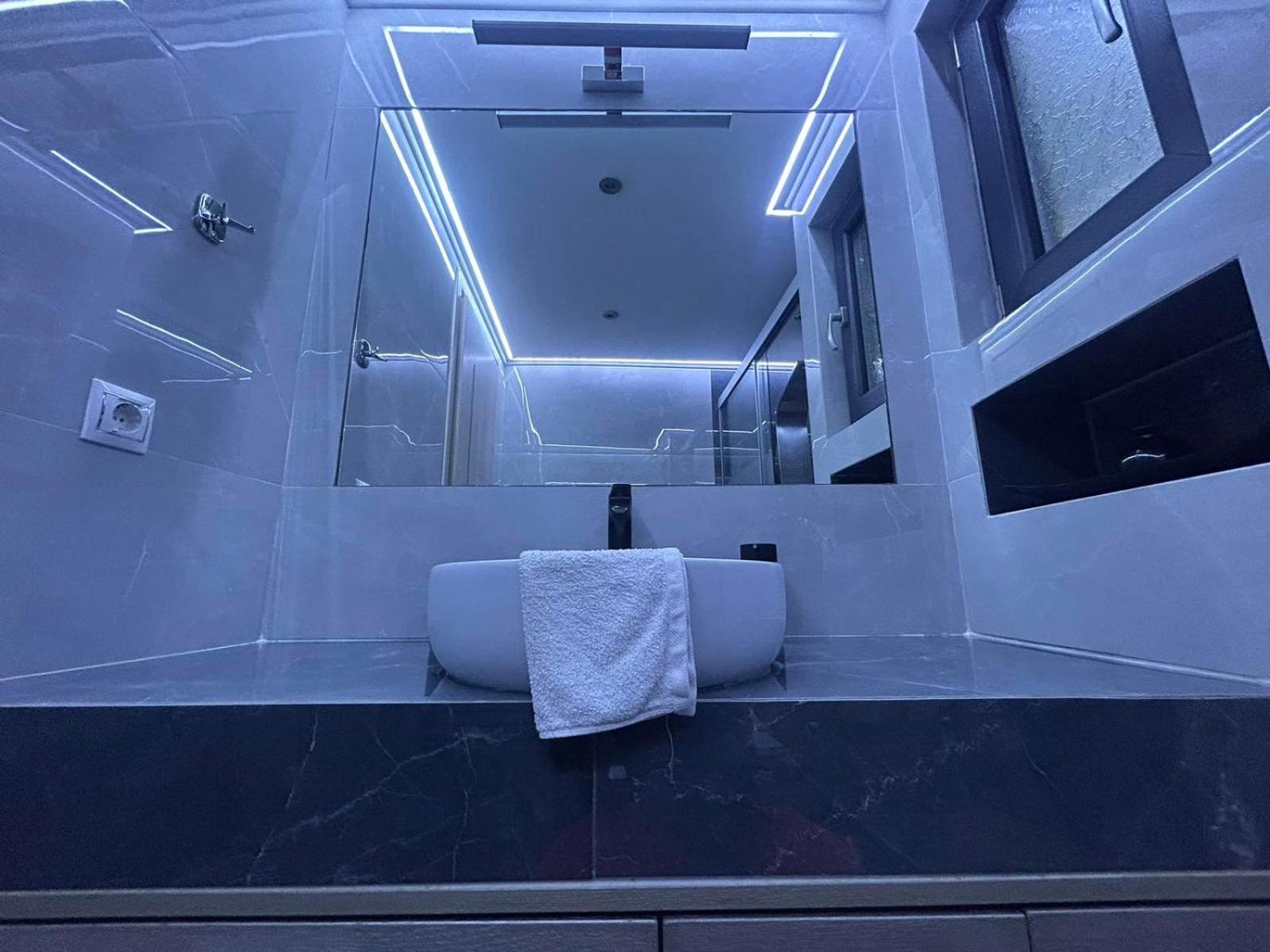 Ivory Style Maisonette Near Downtown Villa Ираклио Екстериор снимка