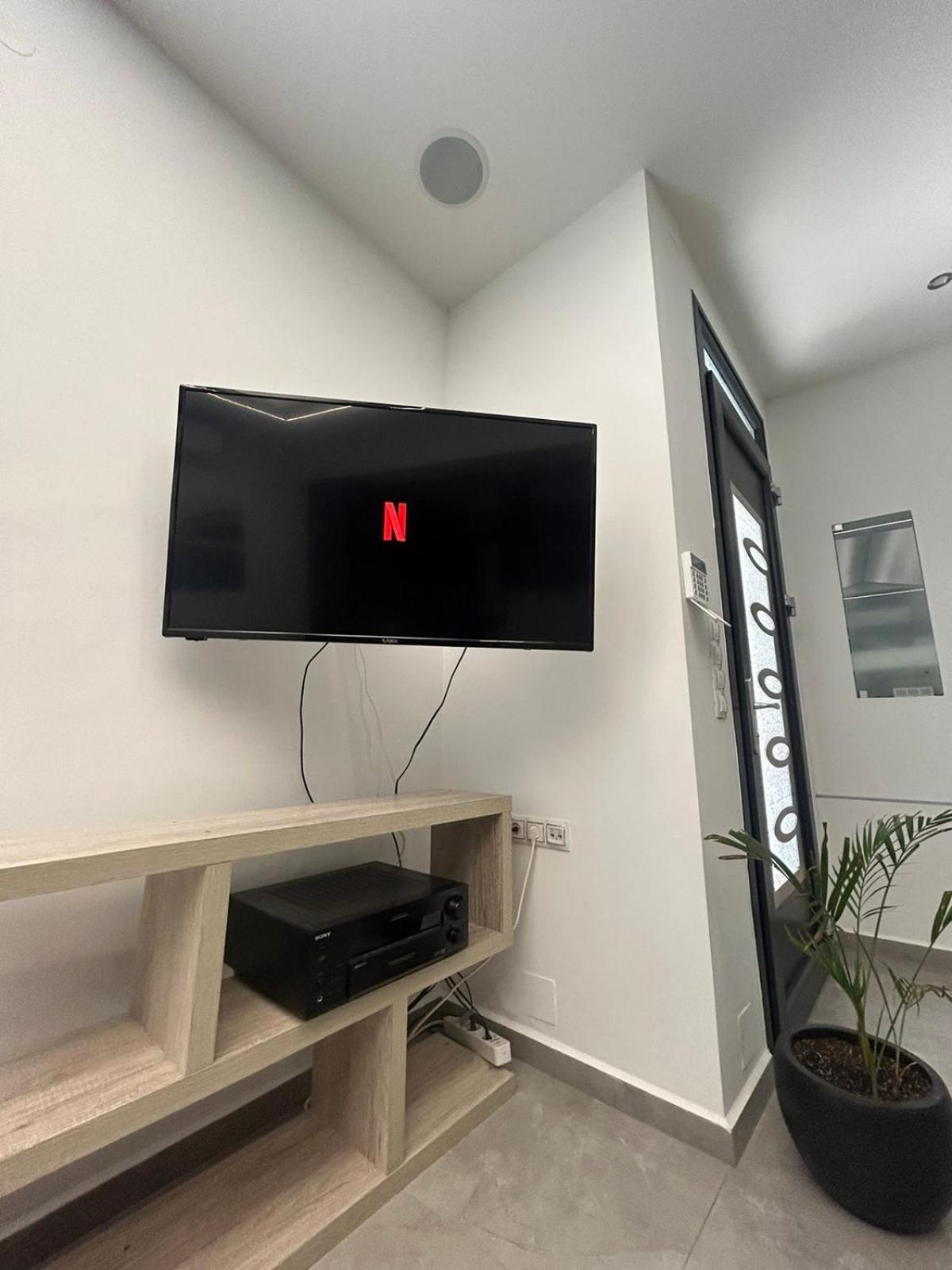 Ivory Style Maisonette Near Downtown Villa Ираклио Екстериор снимка